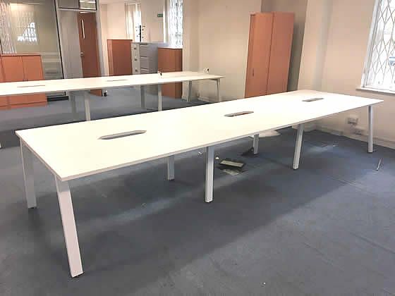 Used 1000mm White single desks with white 'A frame' legs
