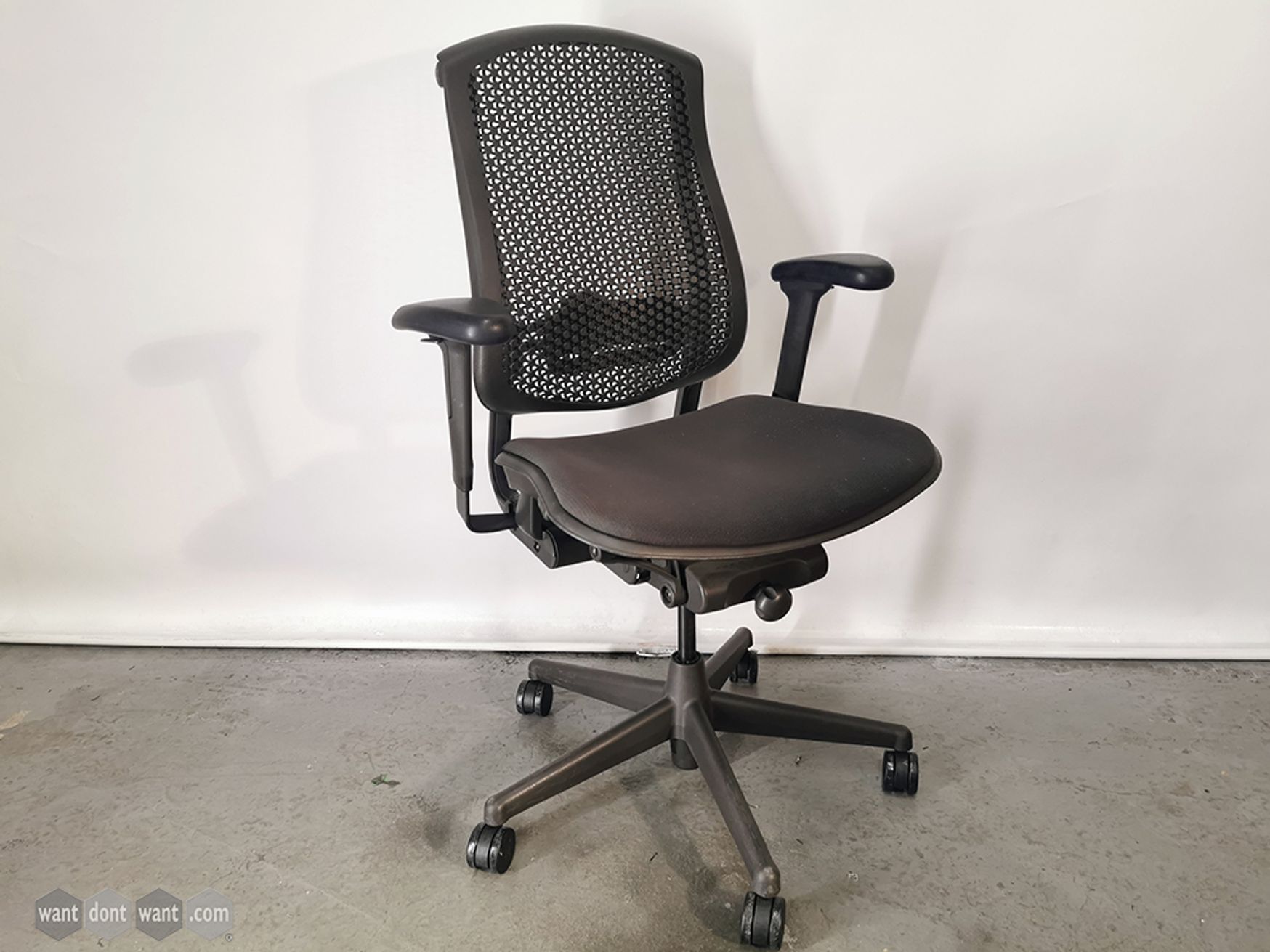 Used Herman Miller Celle Operator Chair