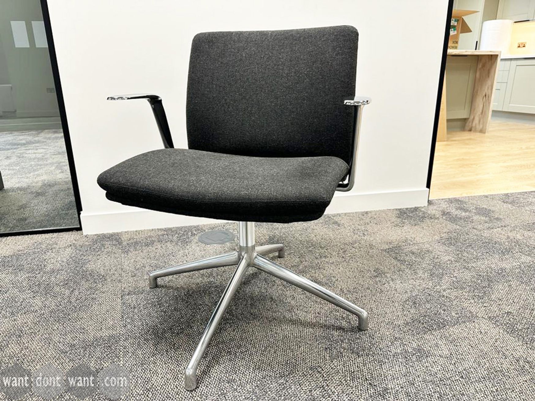 Used Boss design 'Tokyo' meeting chair in black