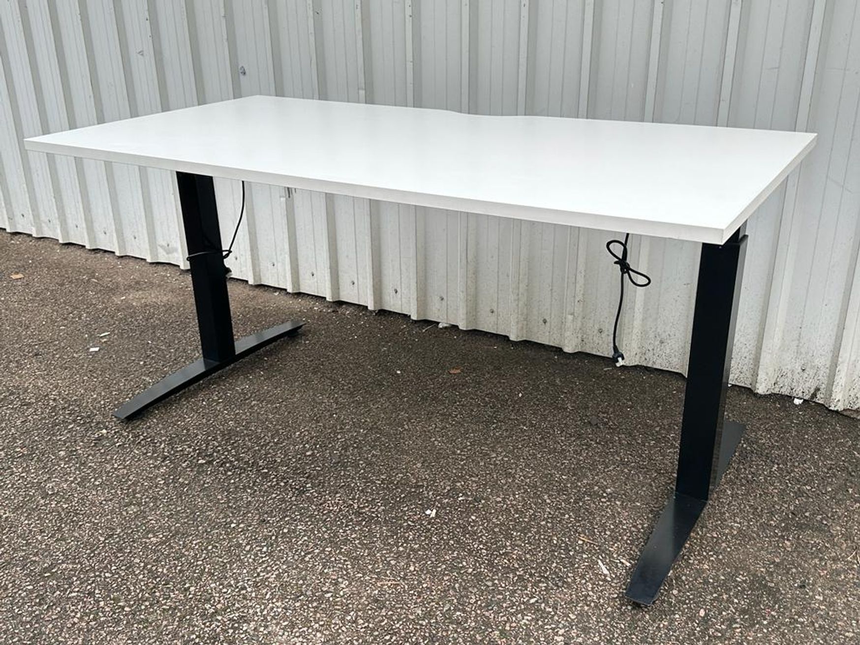 Used 1600mm Electric Sit Stand Height Adjustable Desk