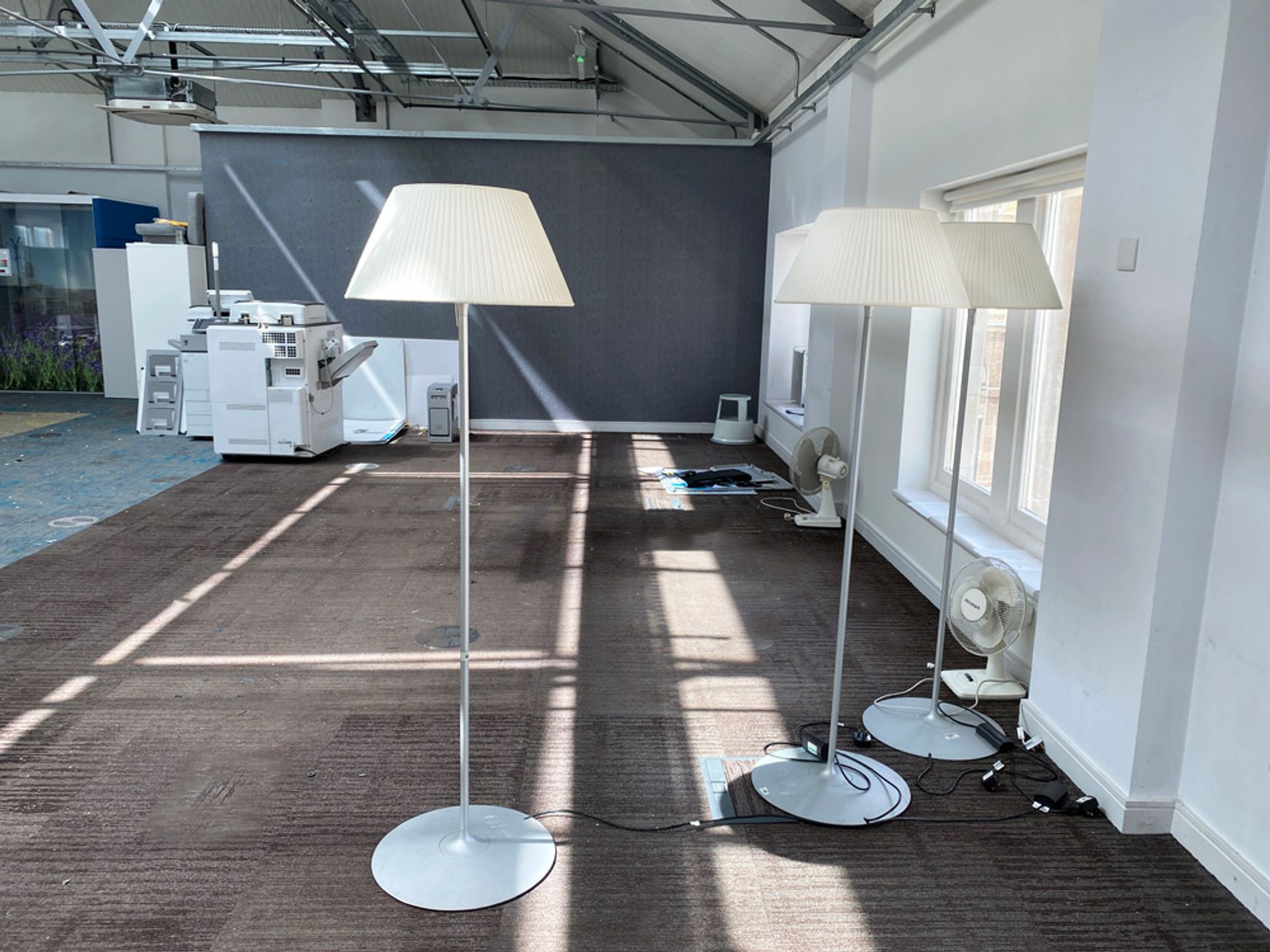 Want Dont Want.Com: Hand Office Furniture - Used Office Furniture | Miscellaneous | Lamps & Lighting | Genuine Philippe Starck 'Flos Romeo Moon' floor lamp.