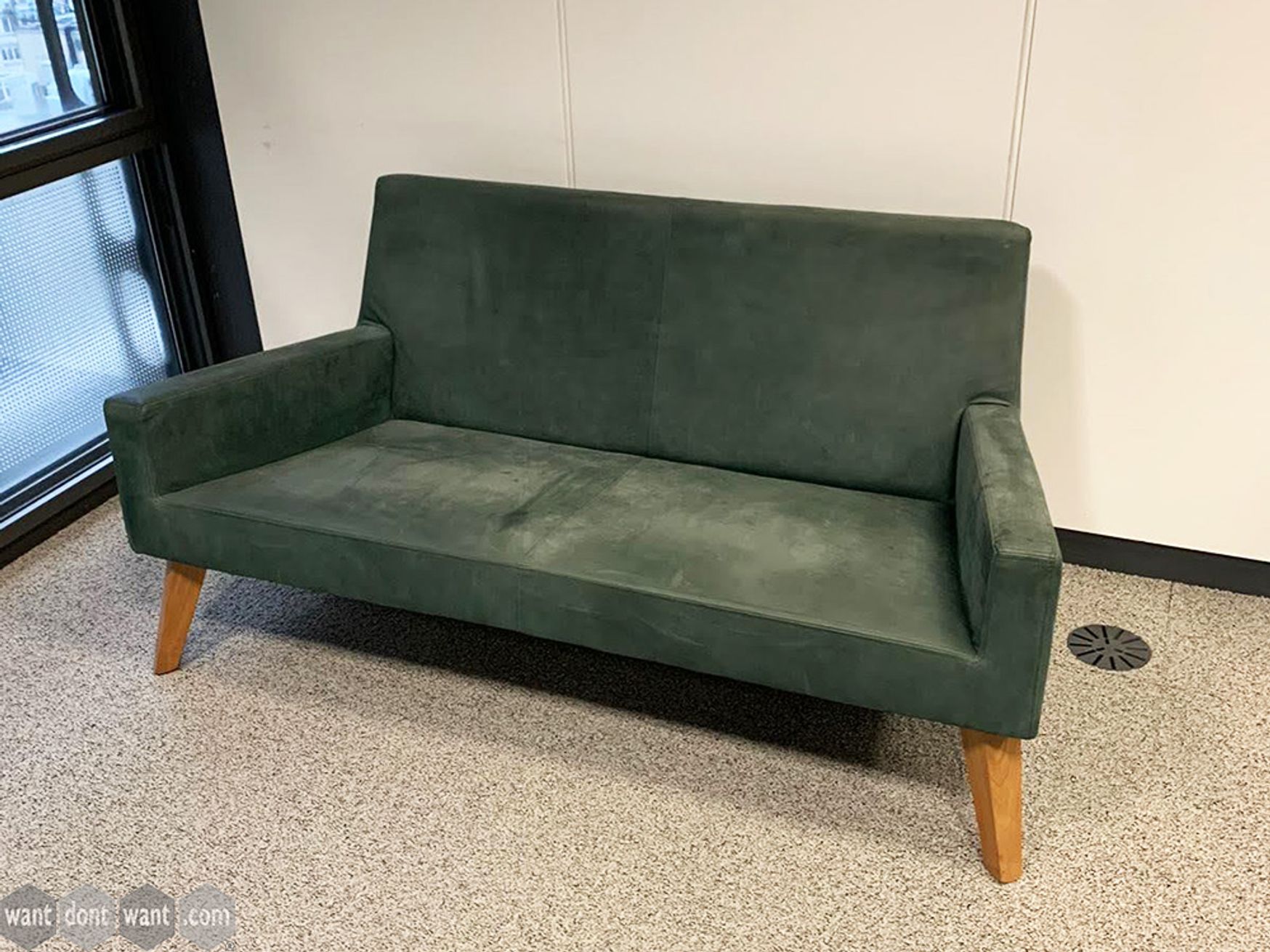 Used Hitch Mylius 2 Seater Sofa
