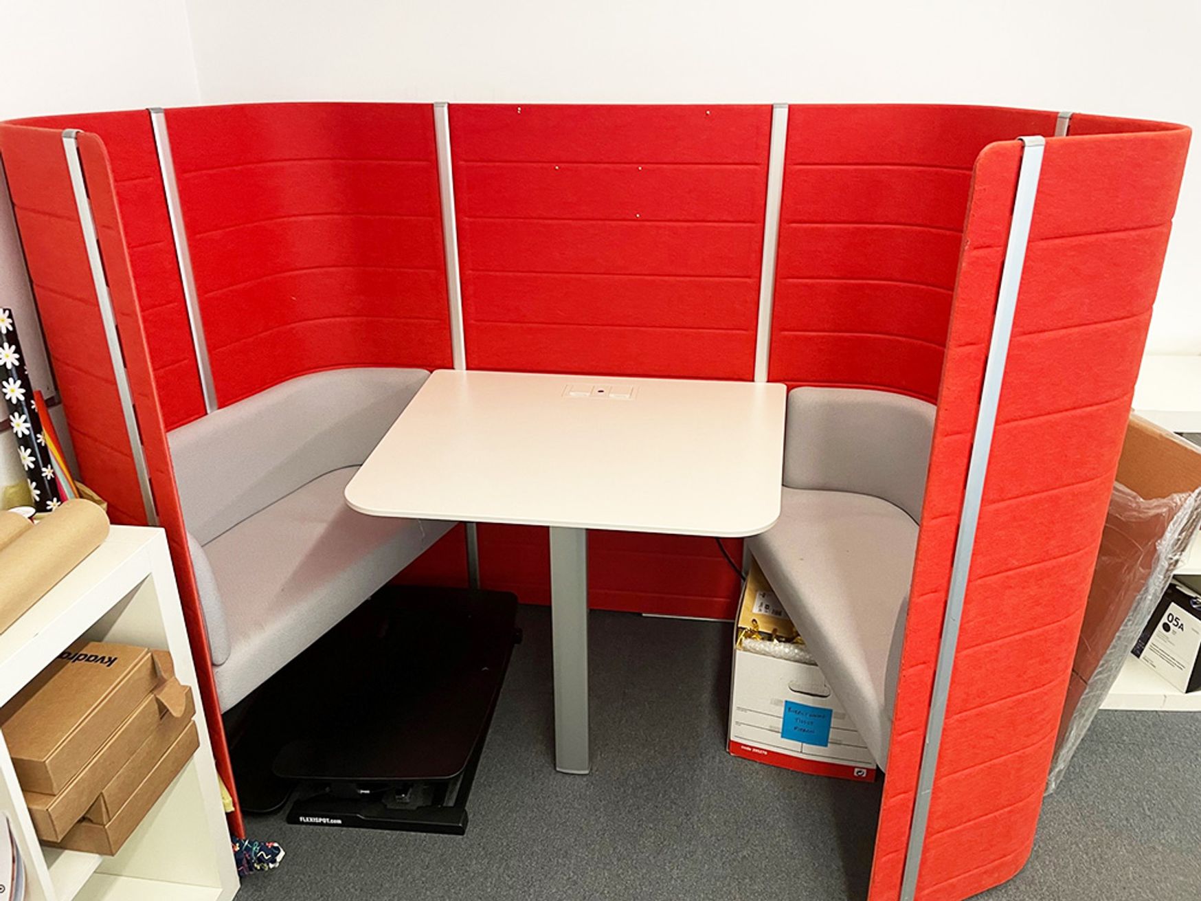 Used Vitra Workbay Booth with Table