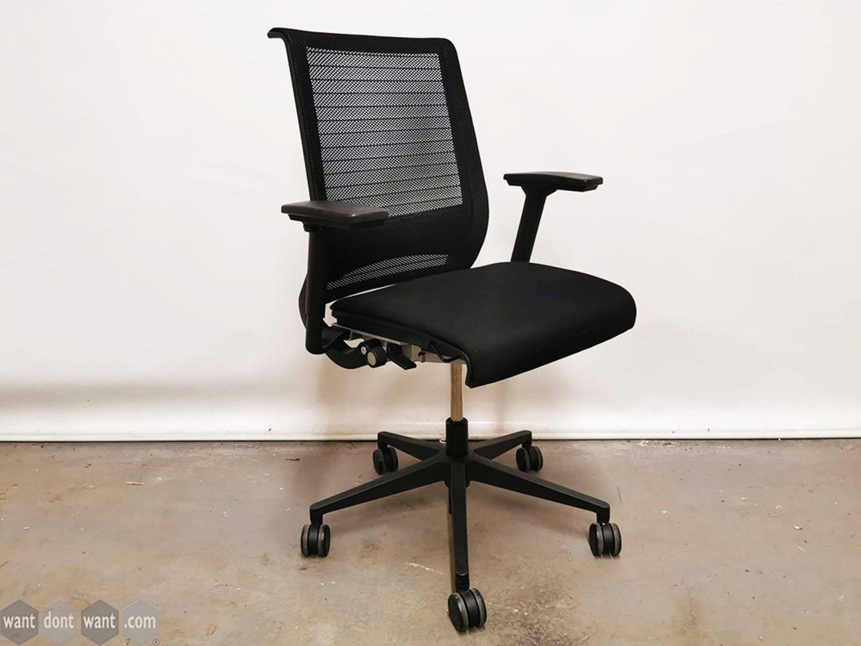 Used Steelcase Think Mesh Back Operator Chair
