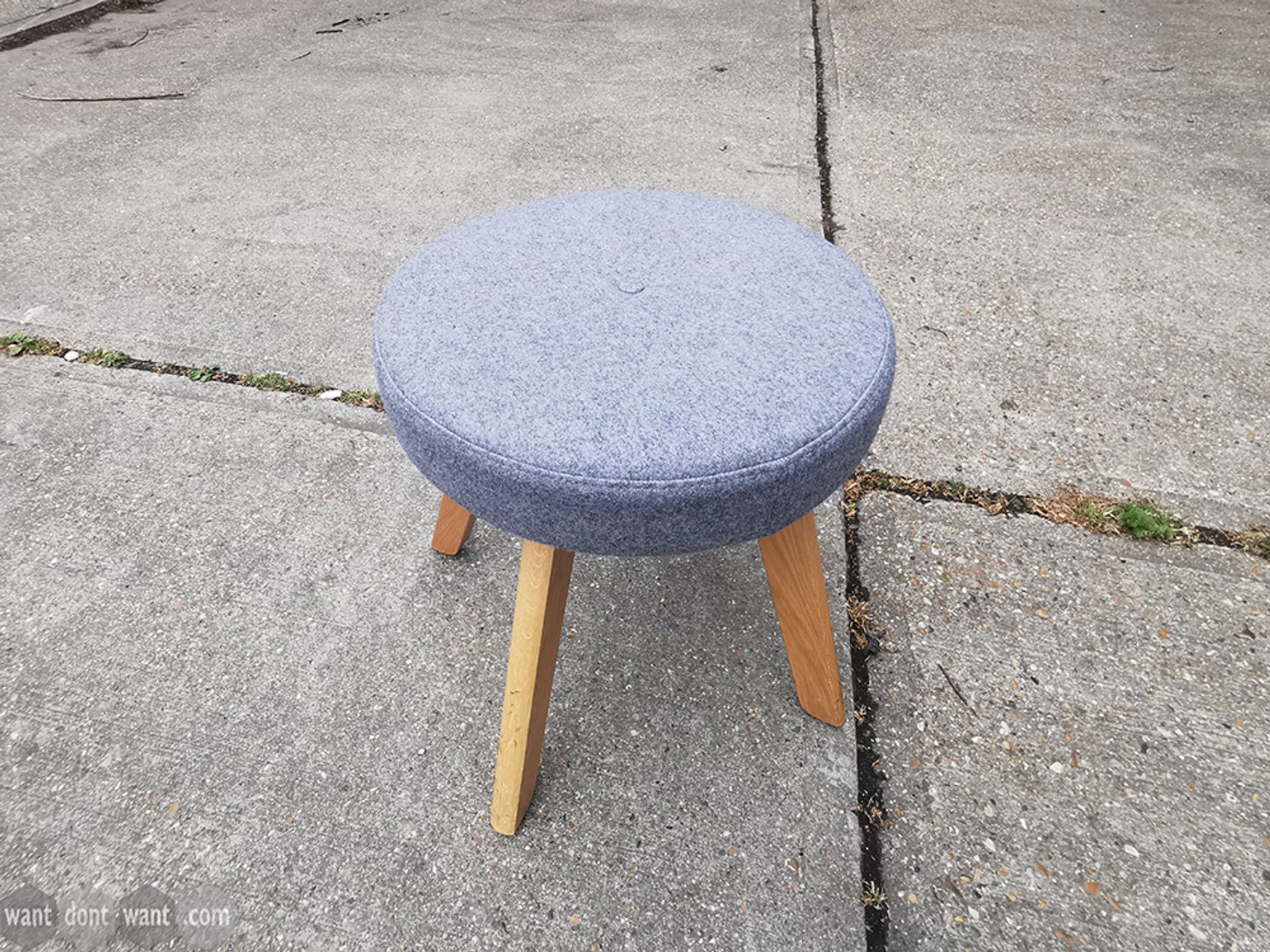 Used Connection Seating 'Centro' Low Stool with Light Grey Fabric Seat