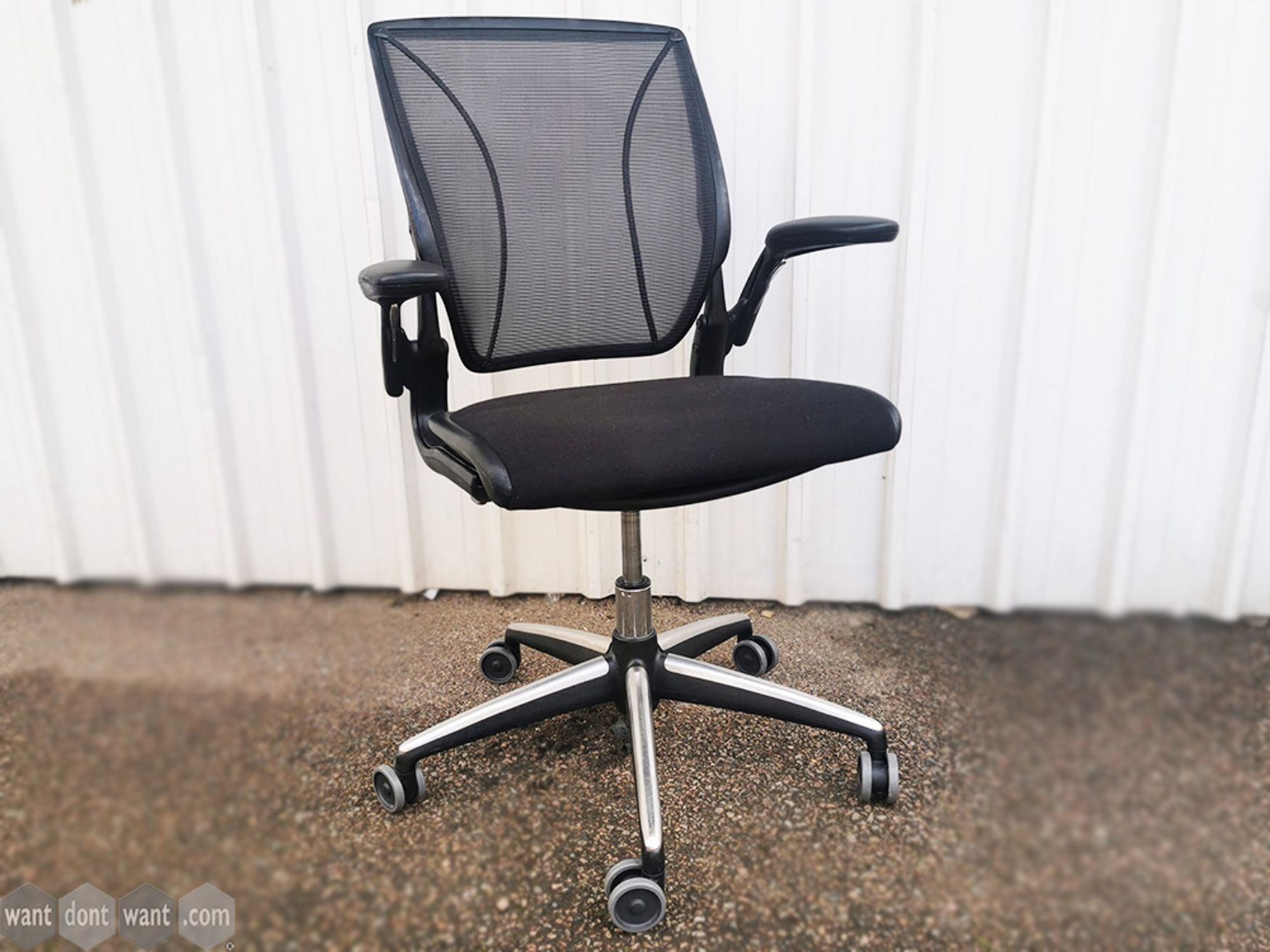 Used Humanscale Diffrient World Operator Chairs