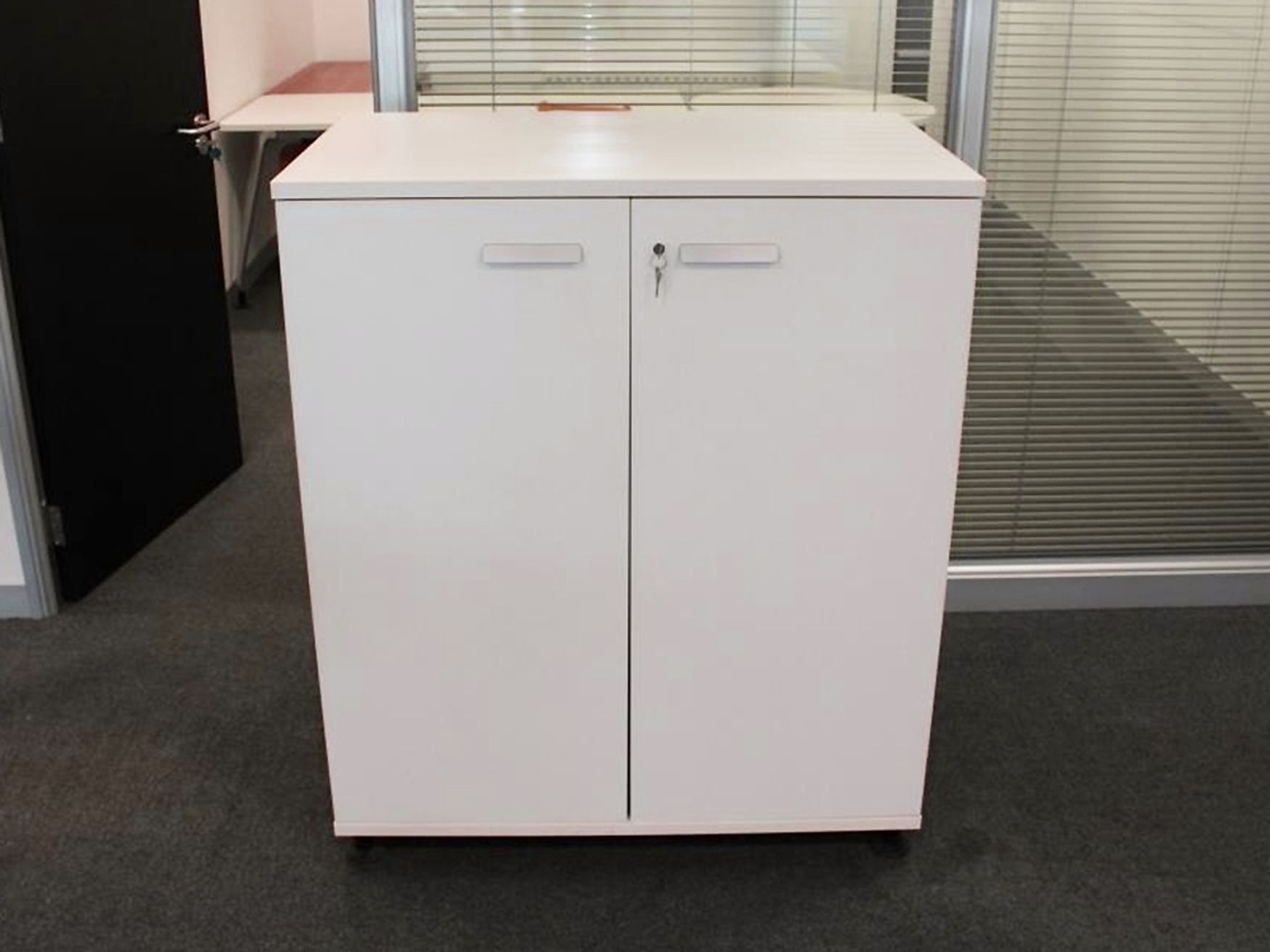 Want Dont Want Com Second Hand Office Furniture Used Office