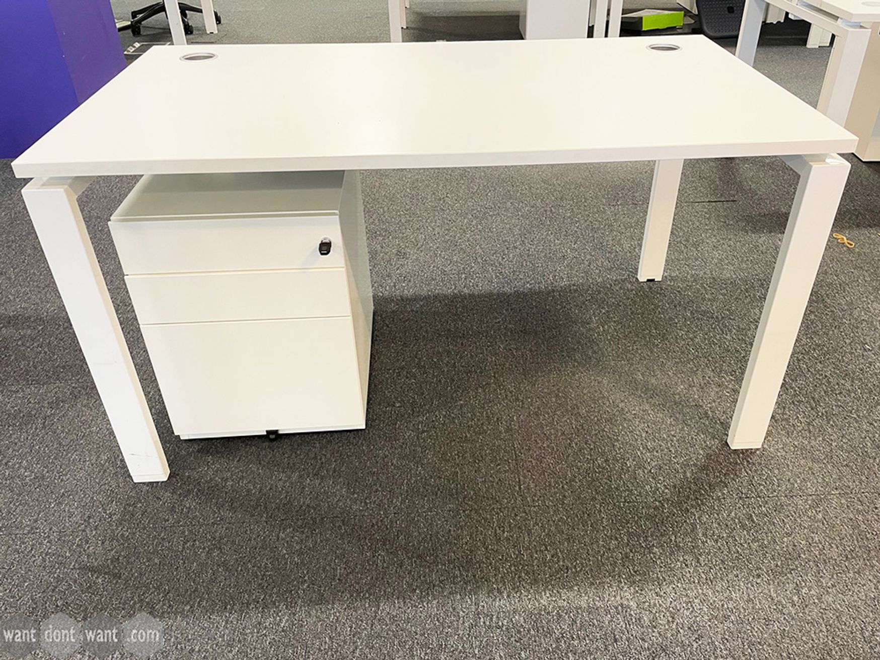 White desk online slim