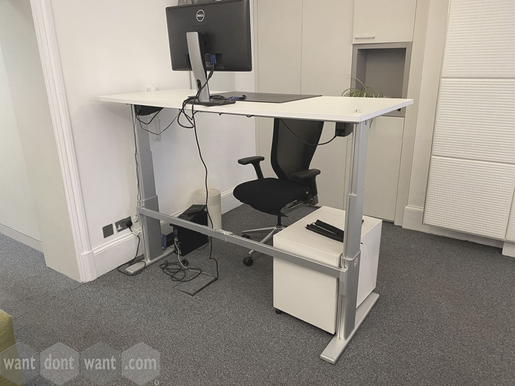 Want Dont Want Com Second Hand Office Furniture Used Office