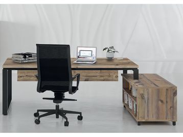 Beautiful executive desks with Black loop Legs