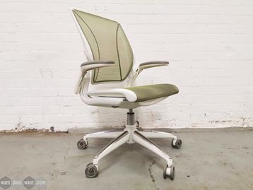 Used Humanscale Diffrient World Mesh Operator Chairs