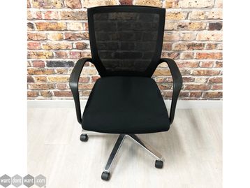 Used Techo Sidiz Black Chairs with Fixed Arms