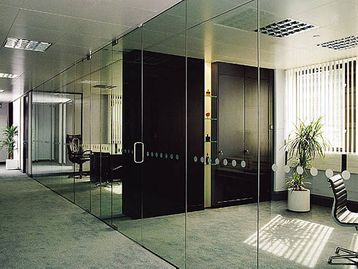 Office Furniture - Silicon Jointed glazed Partitioning.