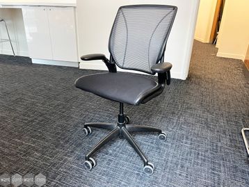 20 x Used Humanscale Diffrient World chairs 